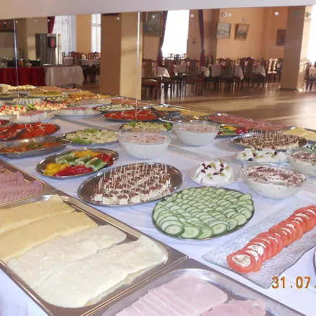 Mieszko Centrum Przy Deptaku 2* קרפאז'