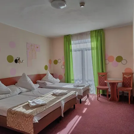 אתר נופש Mieszko Centrum Przy Deptaku 2*