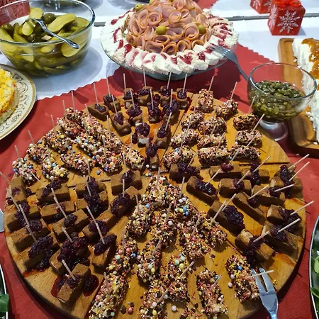 Mieszko Centrum Przy Deptaku 2* קרפאז'