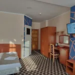 Mieszko Centrum Przy Deptaku קרפאז'