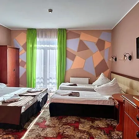 Mieszko Centrum Przy Deptaku 2*